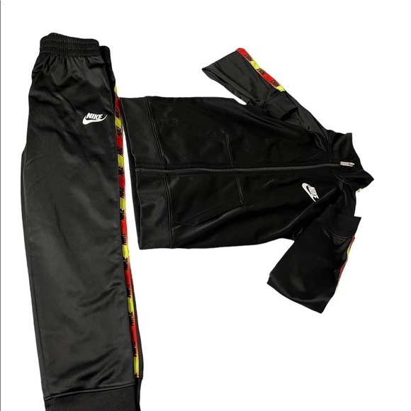 Nike Kids Black Track Suite / Size-7 Large - Picture 7 of 8